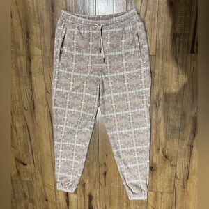 Patagonia Fleece with Cream and Tan Pattern